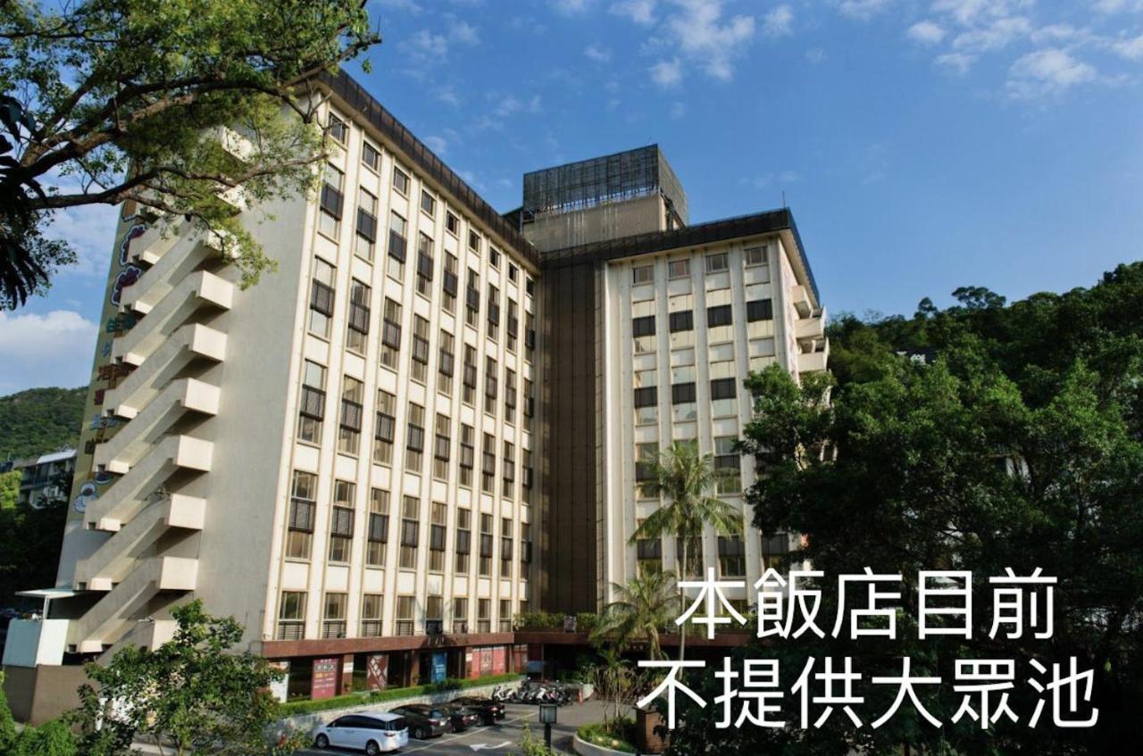 Atami Hotel Тайпей Екстериор снимка