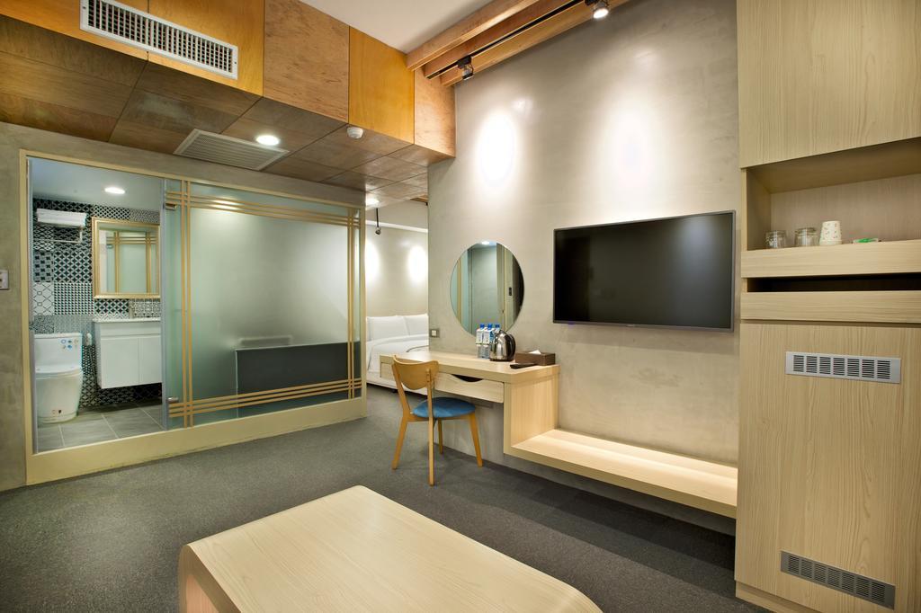 Atami Hotel Тайпей Екстериор снимка