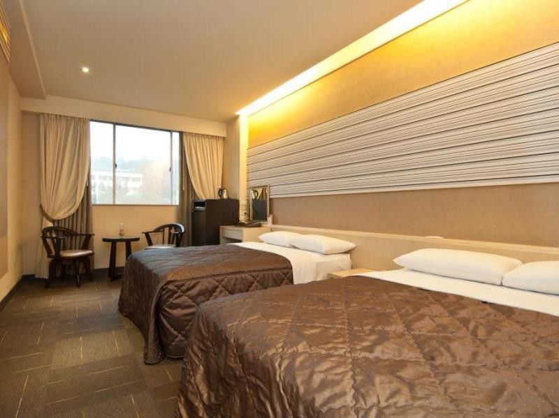 Atami Hotel Тайпей Екстериор снимка