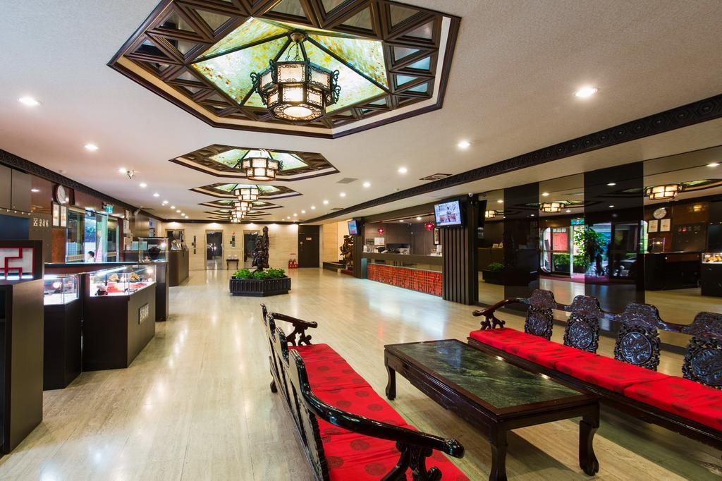 Atami Hotel Тайпей Екстериор снимка