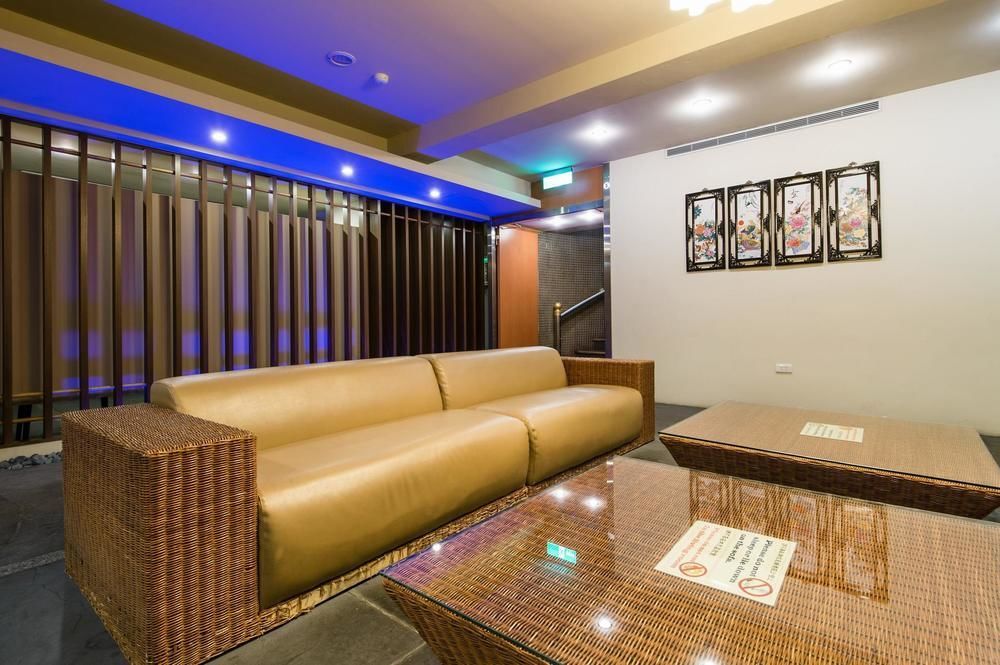 Atami Hotel Тайпей Екстериор снимка
