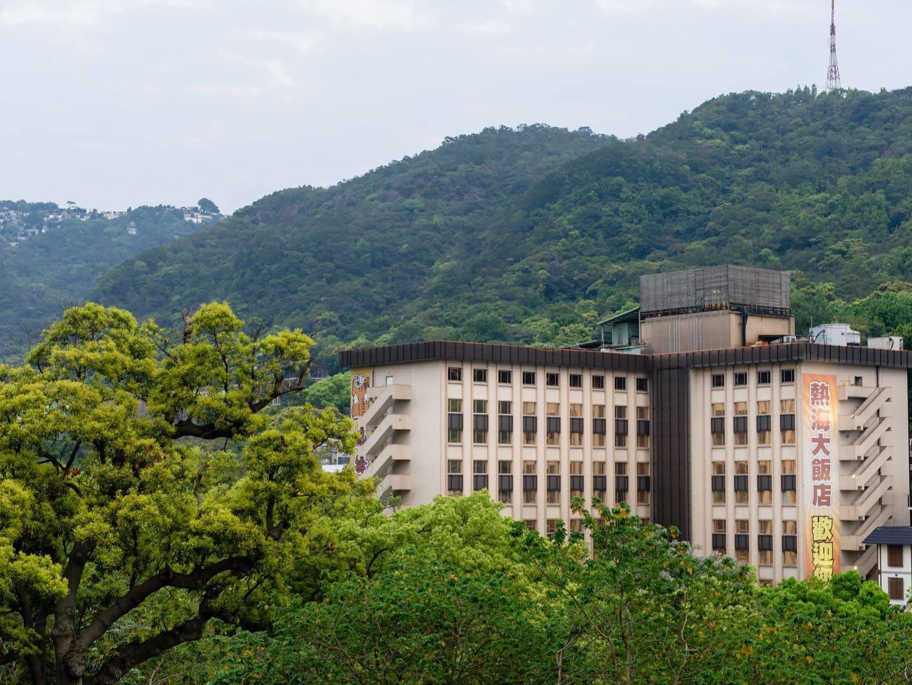 Atami Hotel Тайпей Екстериор снимка