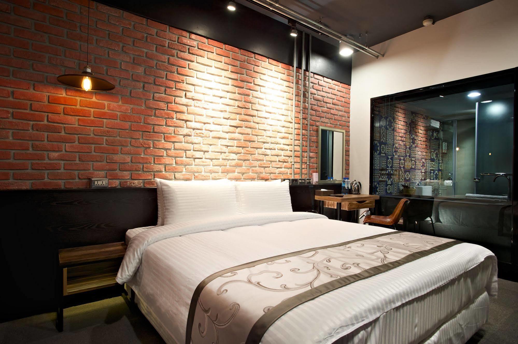 Atami Hotel Тайпей Екстериор снимка